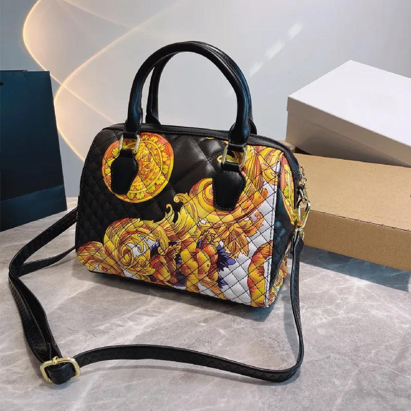 

2021 New Genuine Leather handbag Designer Bag Sac De Luxe Femme Mochila Bolso Mujer Satchels Women Bags Luxury Designer graffiti