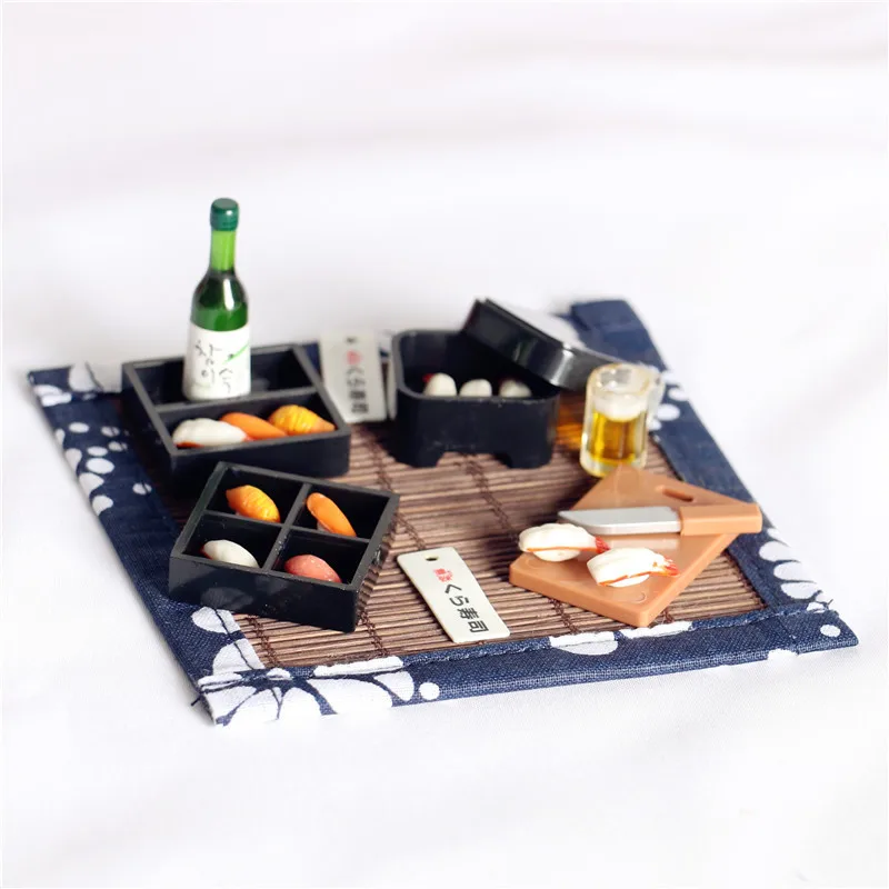 

Mini Janpanese Picnic Miniature Food SUSHI Lunchboxes Dollhouse Accessories Shooting Props