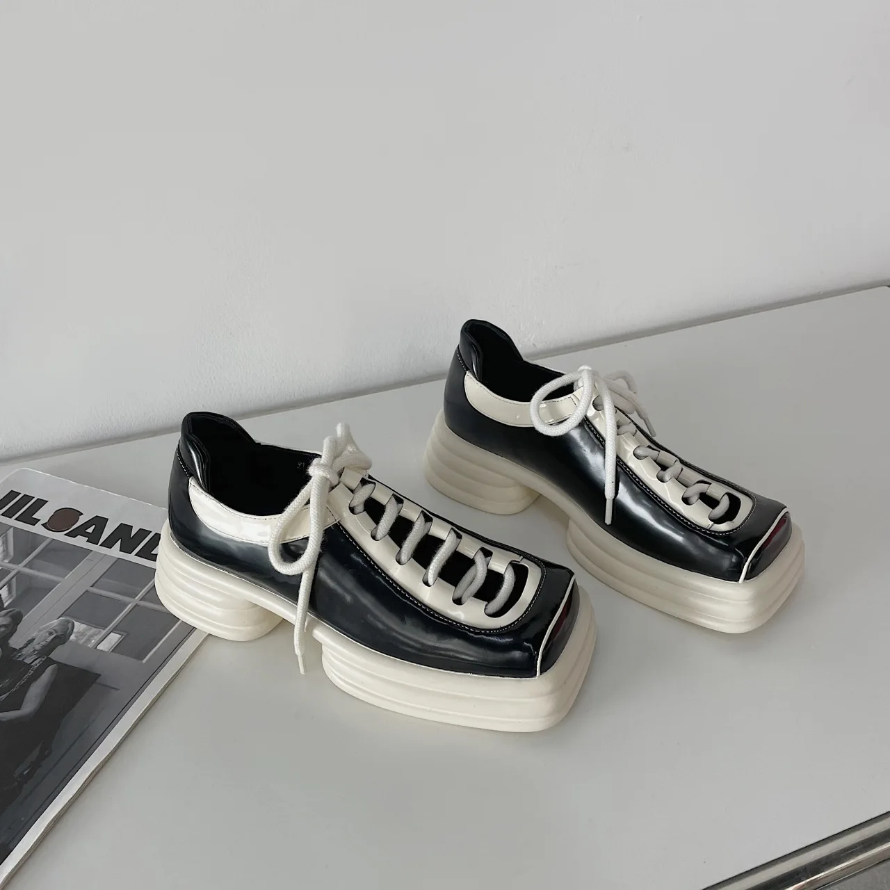 

Women Thick Soled Sneakers 2021 Fashion New Korean Version Of The British Small Leather Shoes Women Autumn Retro Platform Shoes