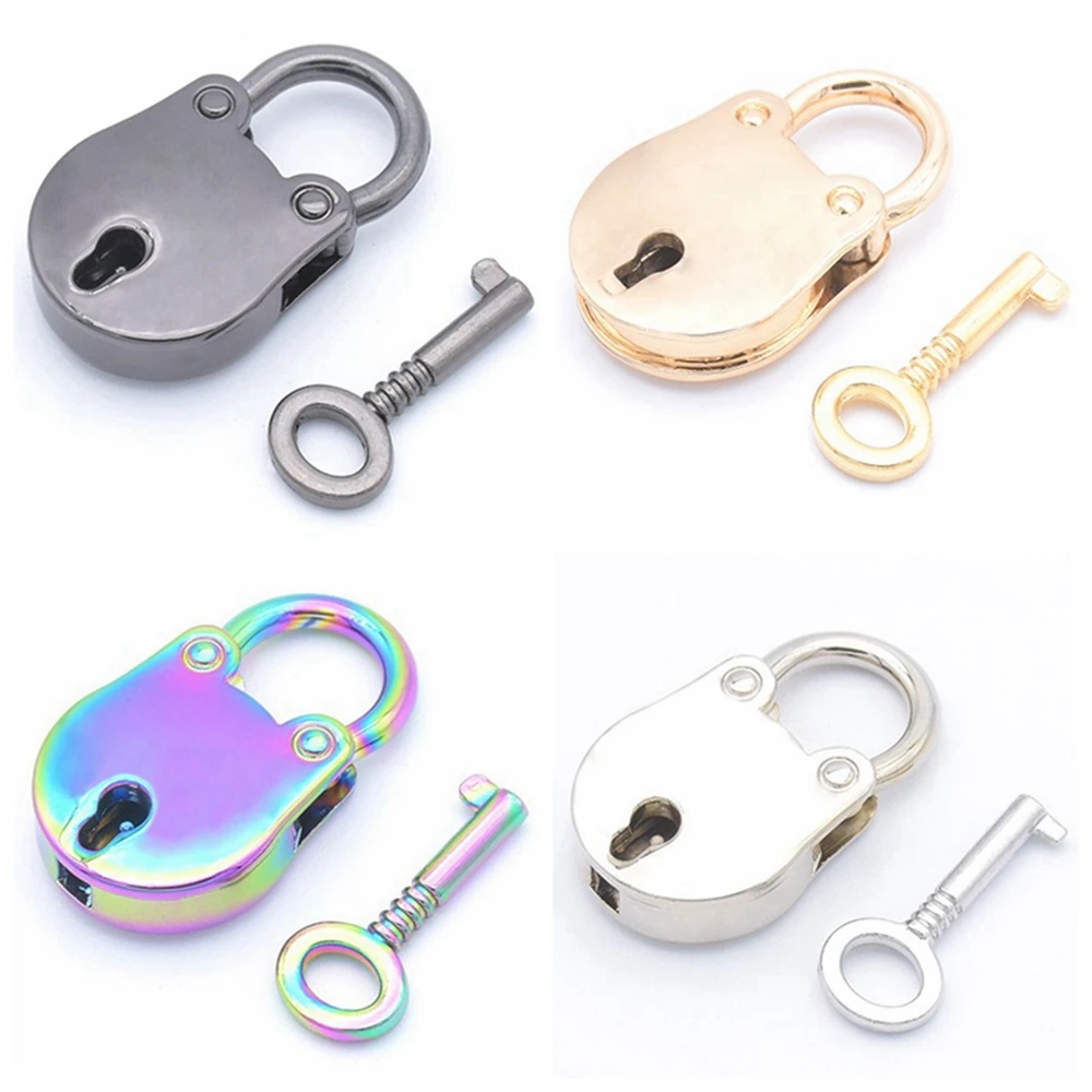 Винтажный антикварный стильный миниатюрный медвежонок в форме головы