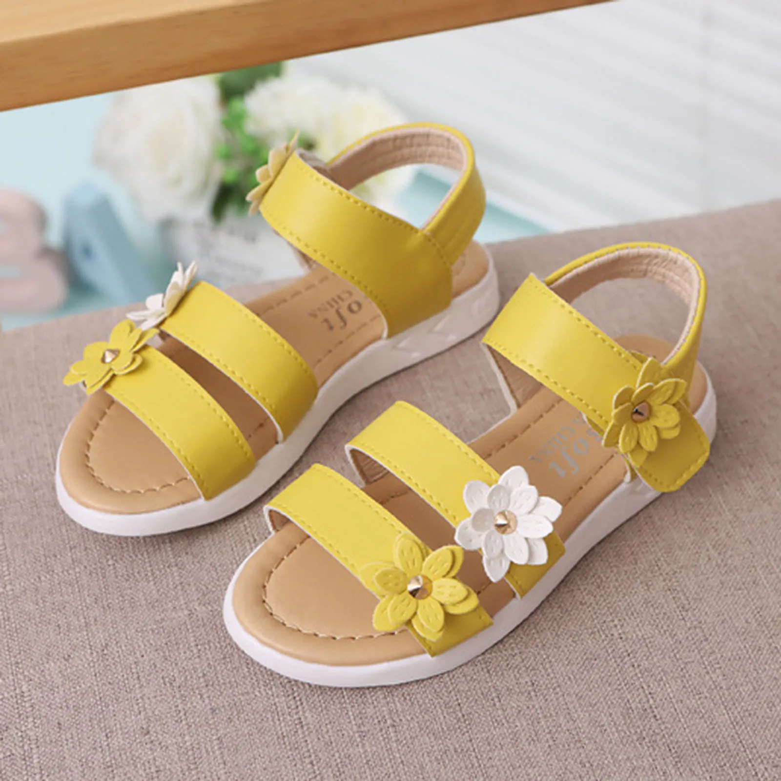 

2021 Sweet Girls Sandals Toddler Kids Baby Girls Flower Rubber Sandals Non-Slip Shoes Cross Sandals Summer Baby Princess Shoes