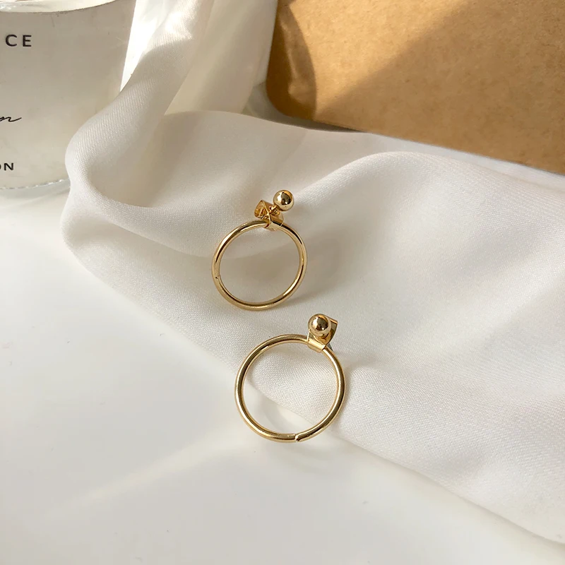 

Fashion Jewelry Metal Earrings Golden Plating Popular Design Hot Selling Rund Drop Earrings For Girl Fine Accessories