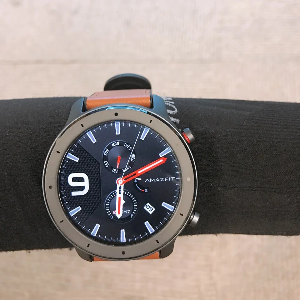 Бесплатные фильмы и TWS гарнитура Amazfit GTR Смарт часы 47 мм Huami gps Smartwatch 24 дня батарея управление музыкой 5ATM для Android IOS