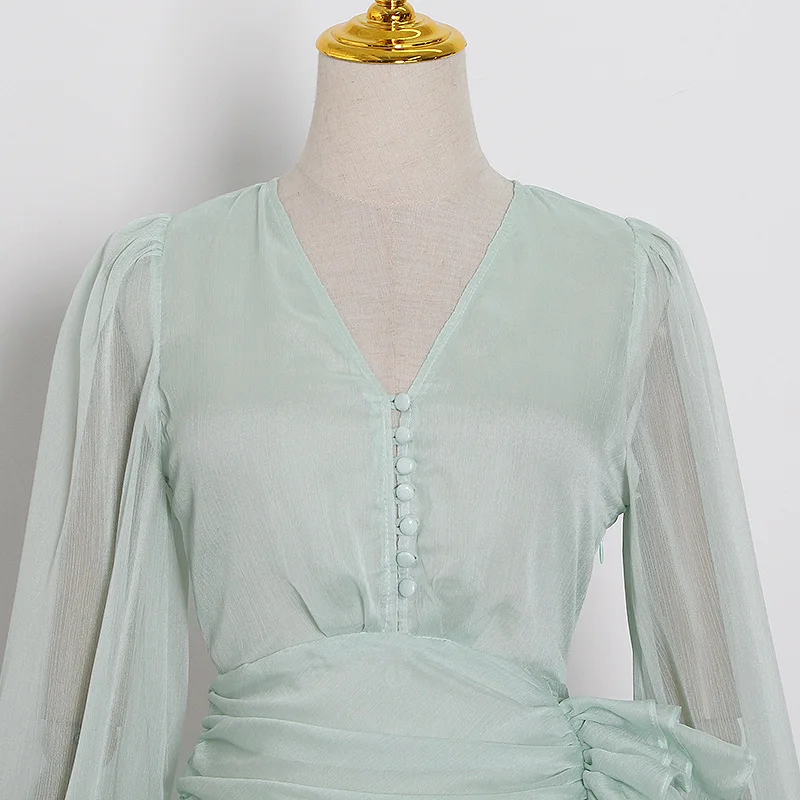 

2020 Women Summer New V-neck Puff Sleeve Pleated Irregular Ruffles Holiday Dress