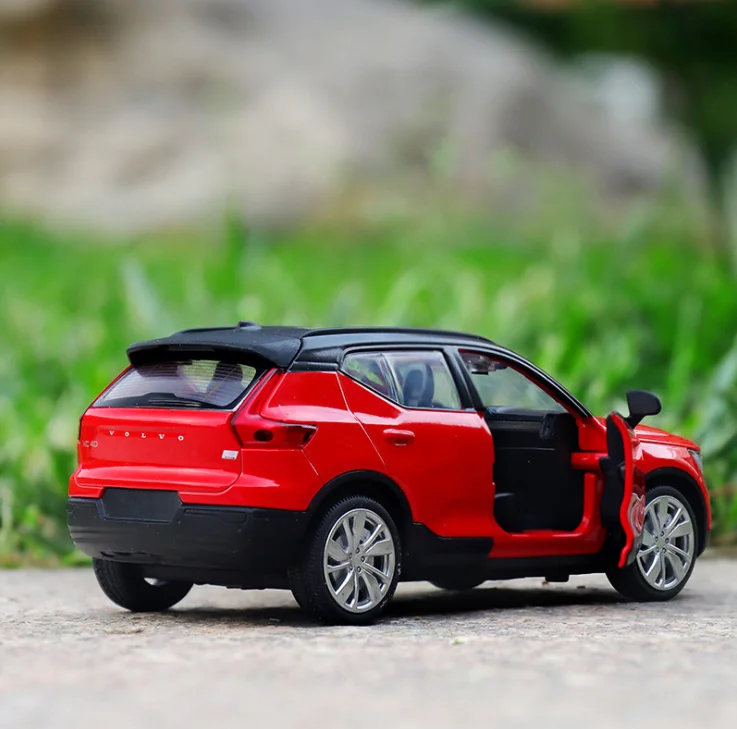 2021 Новинка 1:32 внедорожник из сплава VOLVO XC40 литая модель игрушечных автомобилей со