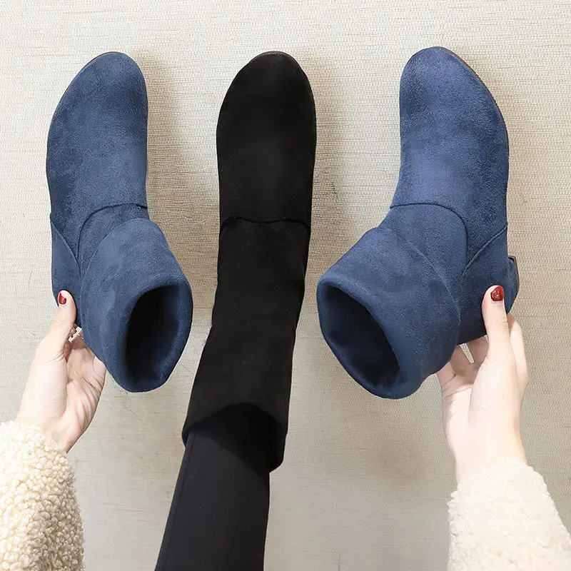 

Suede boots Women foldable low heel knight boots autumn warm flock shoes ladies chunky heel shoes 2020 New arrival