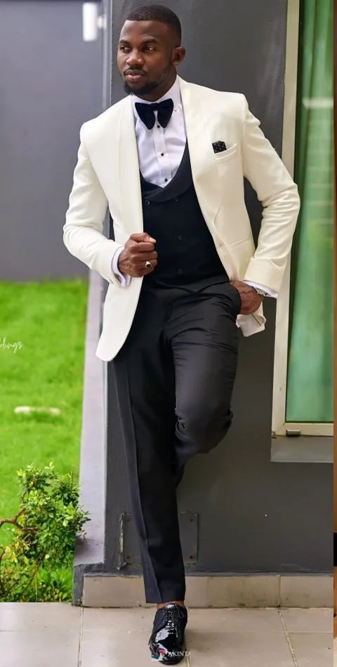 Fashion Cream Shawl Lapel Groom Man SuitsTuxedos Mens Wedding Dress Blazer Prom Dinner 3 Piece Suit Jacket+Pants+Vest+bowTie | Мужская