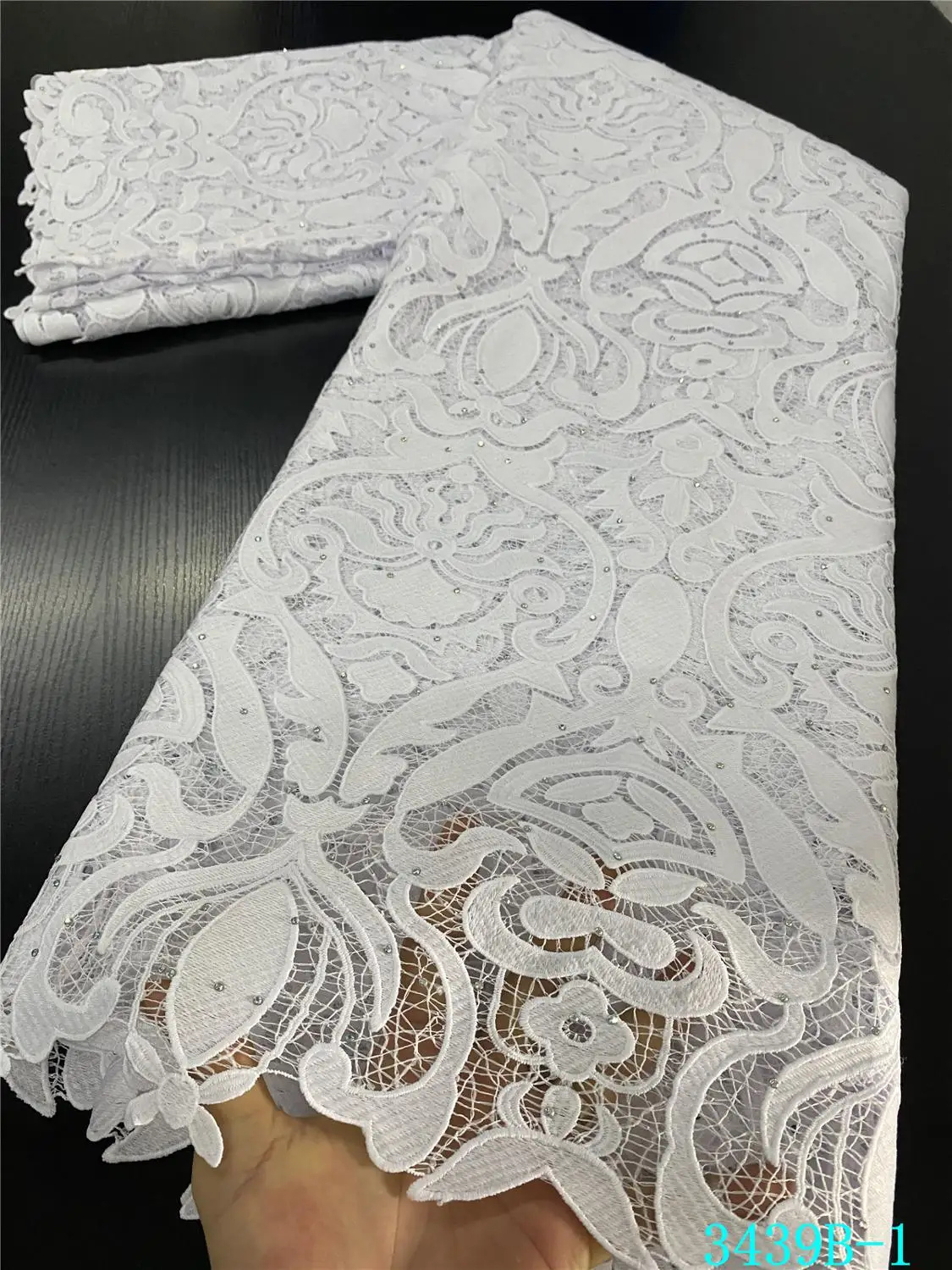 

XIYA White African Cord Lace Fabric 2020 High Quality Lace Guipure Water Soluble Lace Cutout Holes For Wedding Sewing QF3439B-1