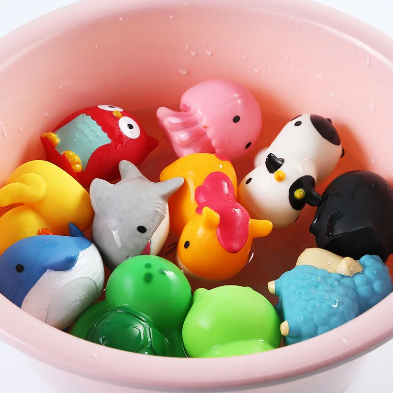 16 Models Toddler Bath Toys Lovely Cartoon Mini Animals Soft Rubber Squeeze Sound Bathtub Water Play Set Baby Funny Shower Gift