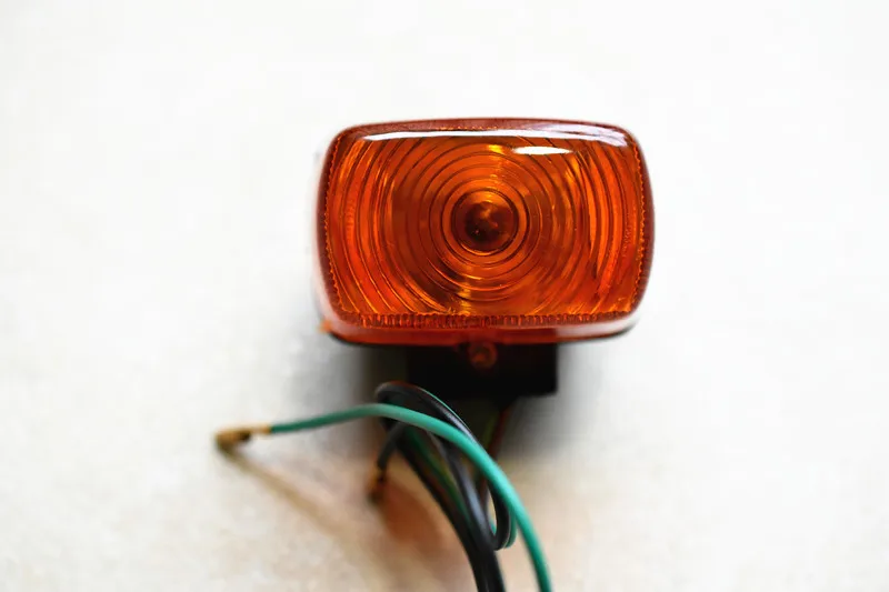 Сигнал поворота передний/задний для мотоцикла скутера HONDA AF58 AF52 ZOOMER YAMAHA BWS100 |