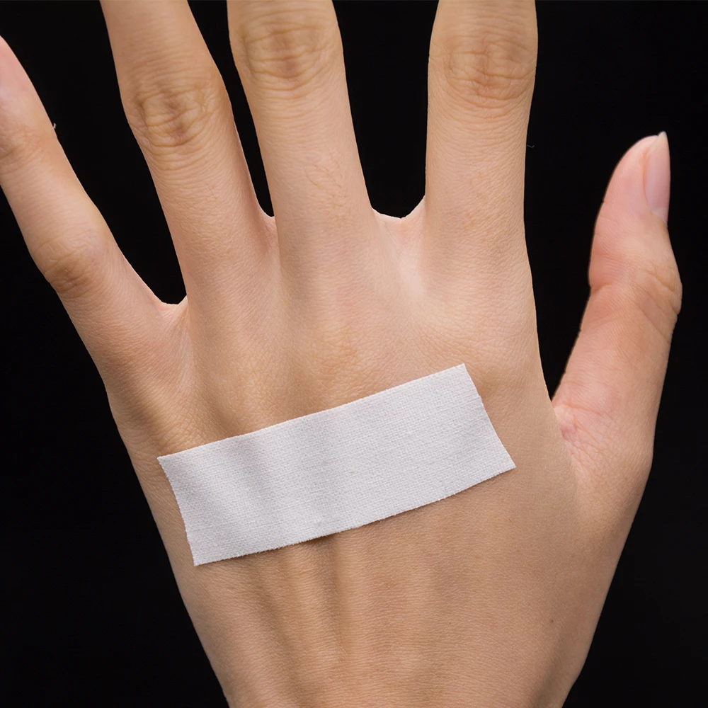 

1pcs First Aid Bandage Medical Rubber Plaster Tape Self-adhesive Cshesive Breathable Elastic Wrap 2cm*500cm