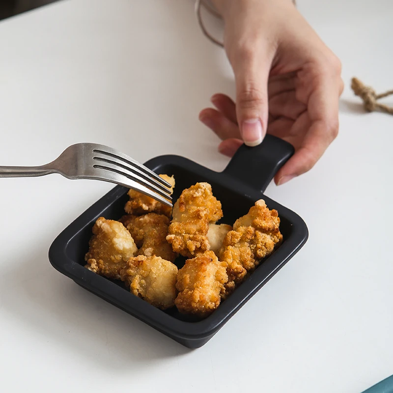 Керамическая тарелка с ручкой в скандинавском стиле квадратные фарфоровые