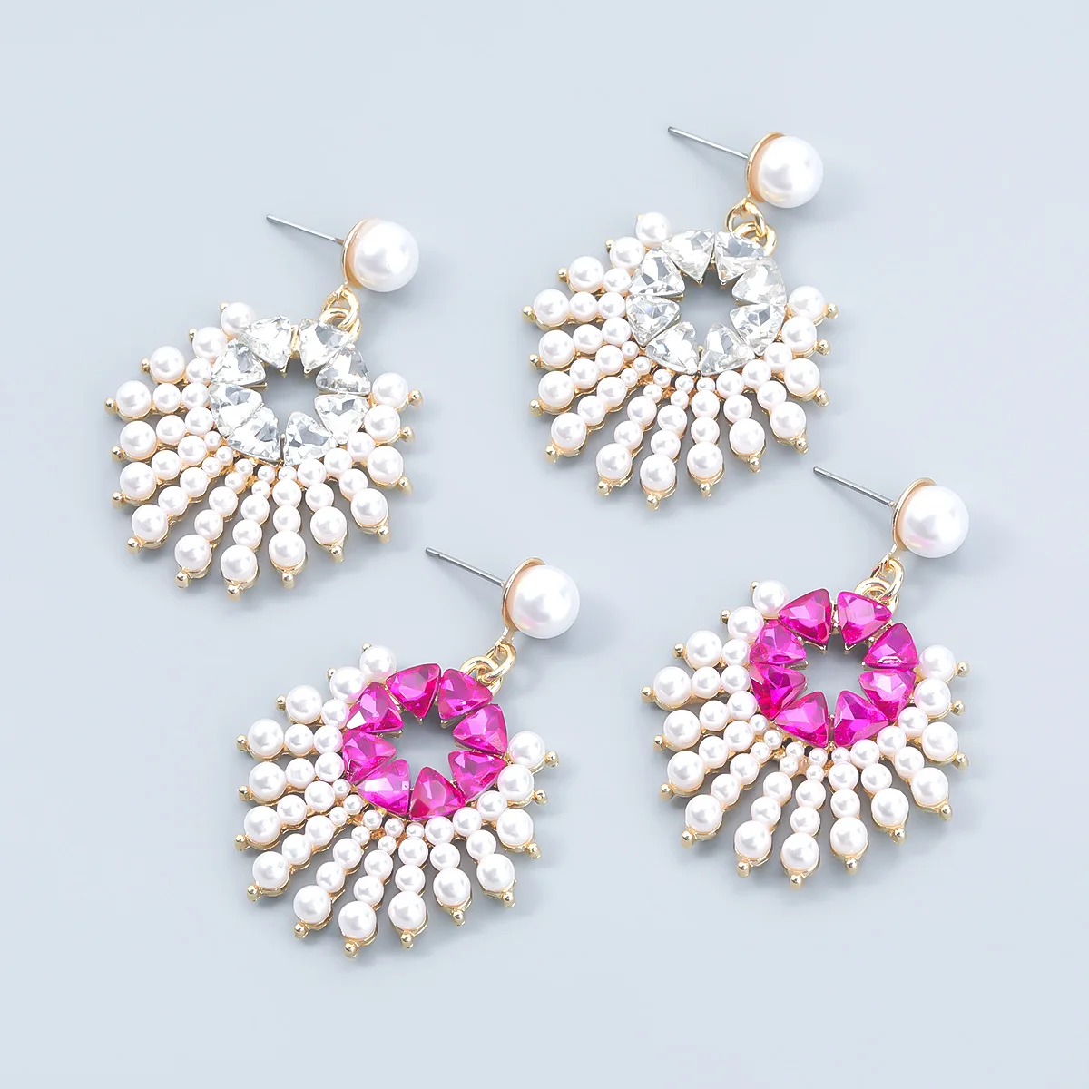 

Fashion Metal Rhinestone Imitation Pearl Sunflower Earrings Women's Creative Popular Dangle Earrings Party Accessories