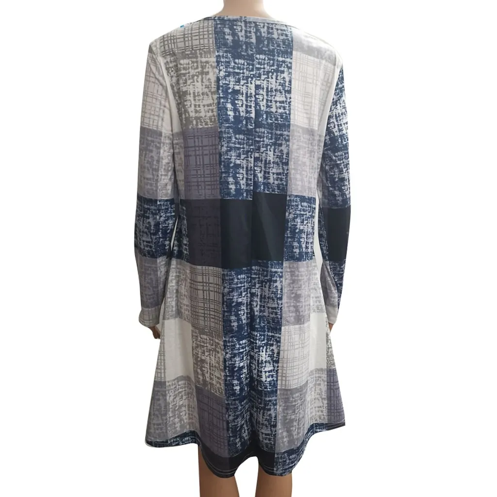 Осенне зимнее женское платье модное клетчатое мини с круглым вырезом и карманами