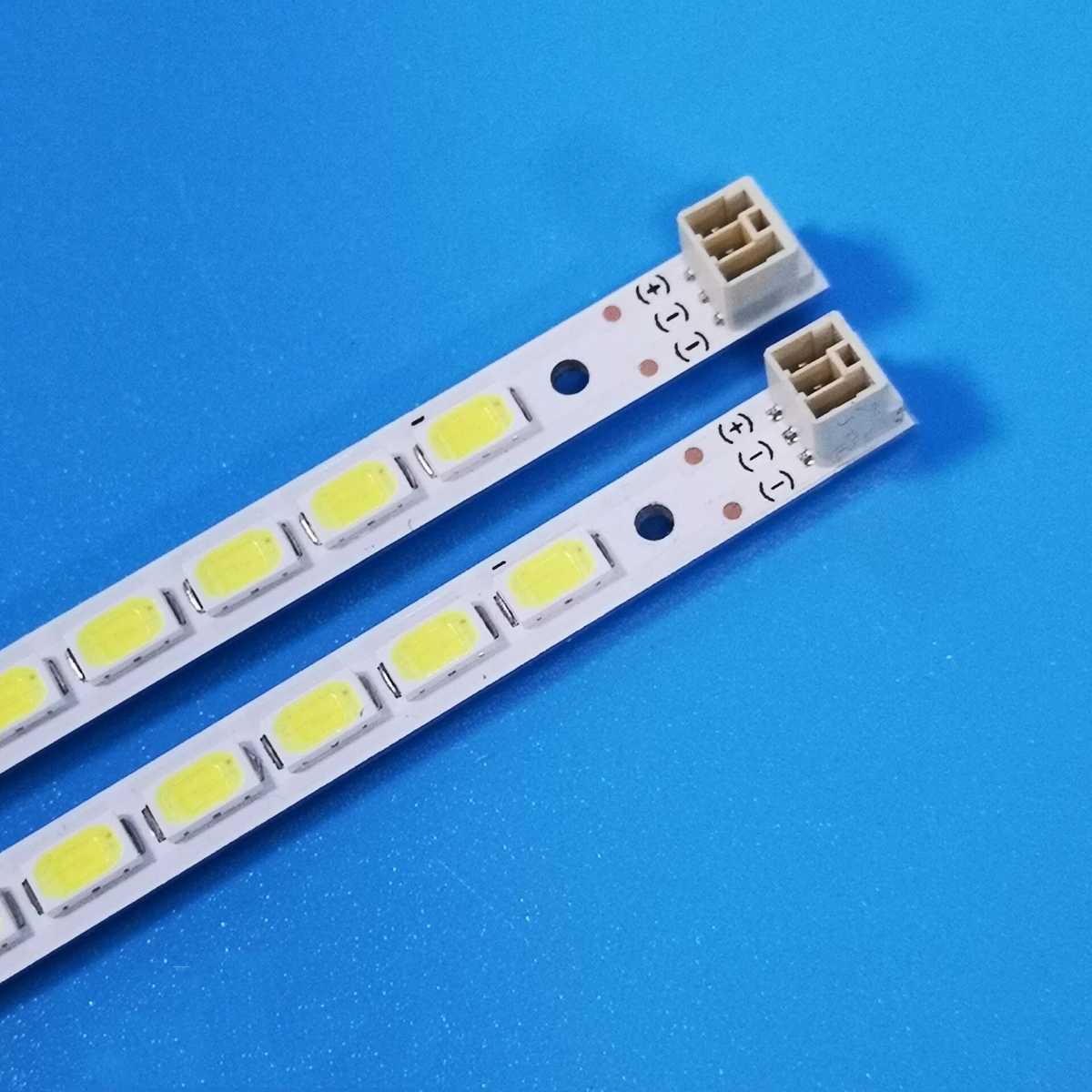 40pcs x 40&quotLED Backlight for Hisense 40INCH-L1S-60 40-D0WN LJ64-02730A KHE-A3P62NB458H 62LEDS 458MM | Лампы и освещение