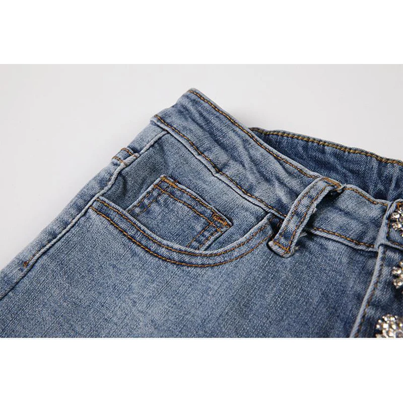 

Summer New Women Denim Shorts 2021 Fashion Streetwear Vintage Flower Button Korean High Waist Casual Skinny Jean Shorts Female