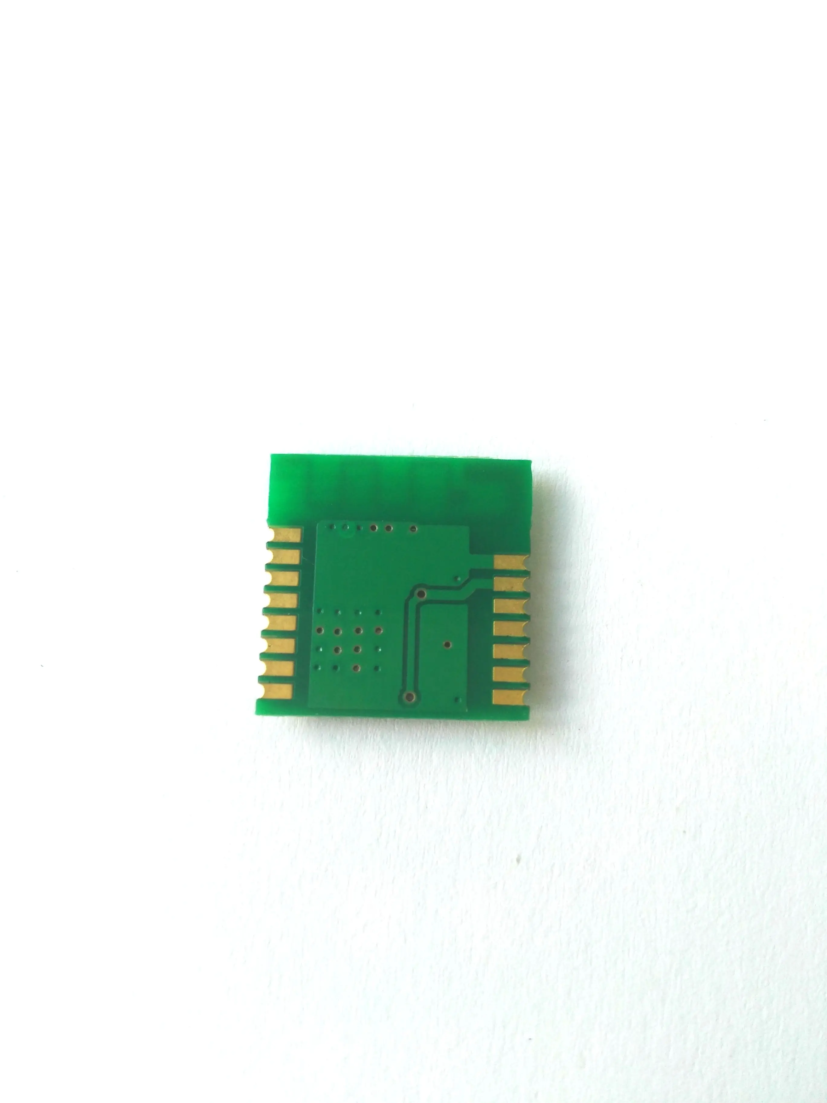Скандинавский nRF51822 встроенный модуль bluetooth низкой мощности был сертифицирован FCC