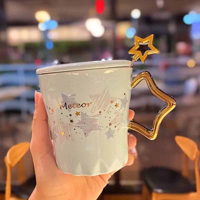

Constellation Ceramic Cup with Star Handle European-style Golden Drinking Cup Large-capacity Dormitory Office Mug with Lid
