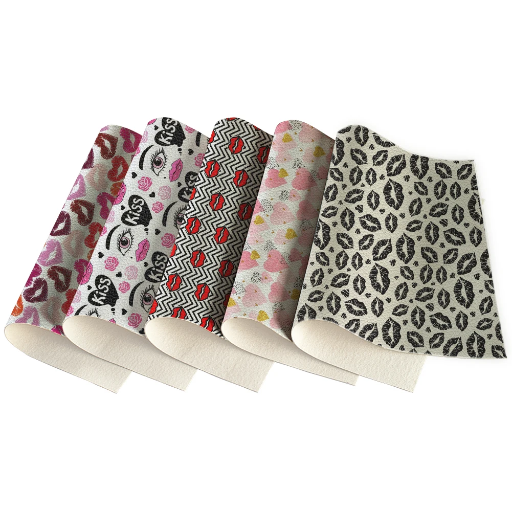 Искусственная кожа для банта, 30 х136 см Искусственная кожа для банта, 30 х136 см