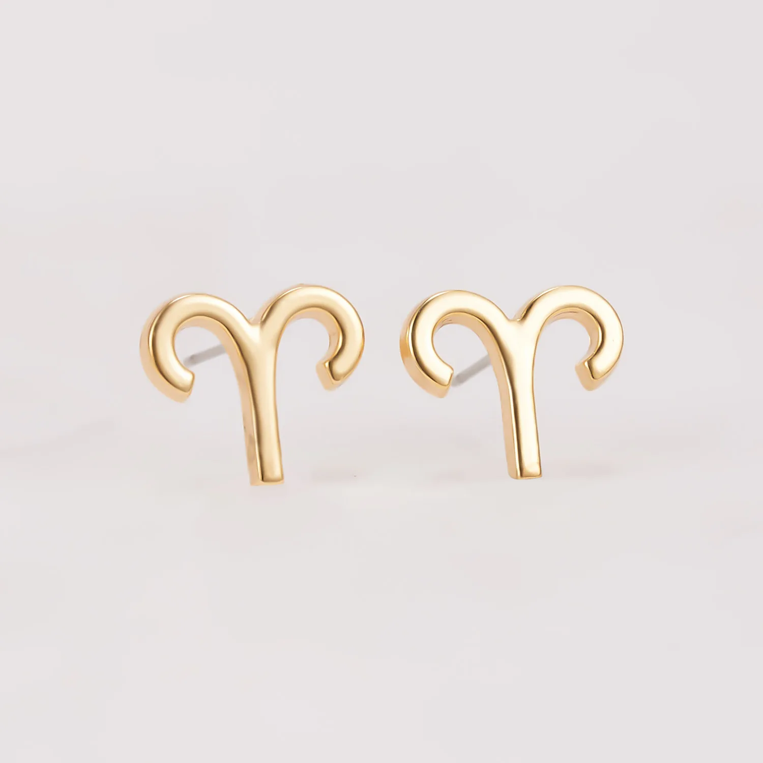 

Fashion Gold Color 12 Constellation Women Stud Earrings 2021 Trendy Zodiac Sign Birthday Gift Girlfriend Jewelry With Card