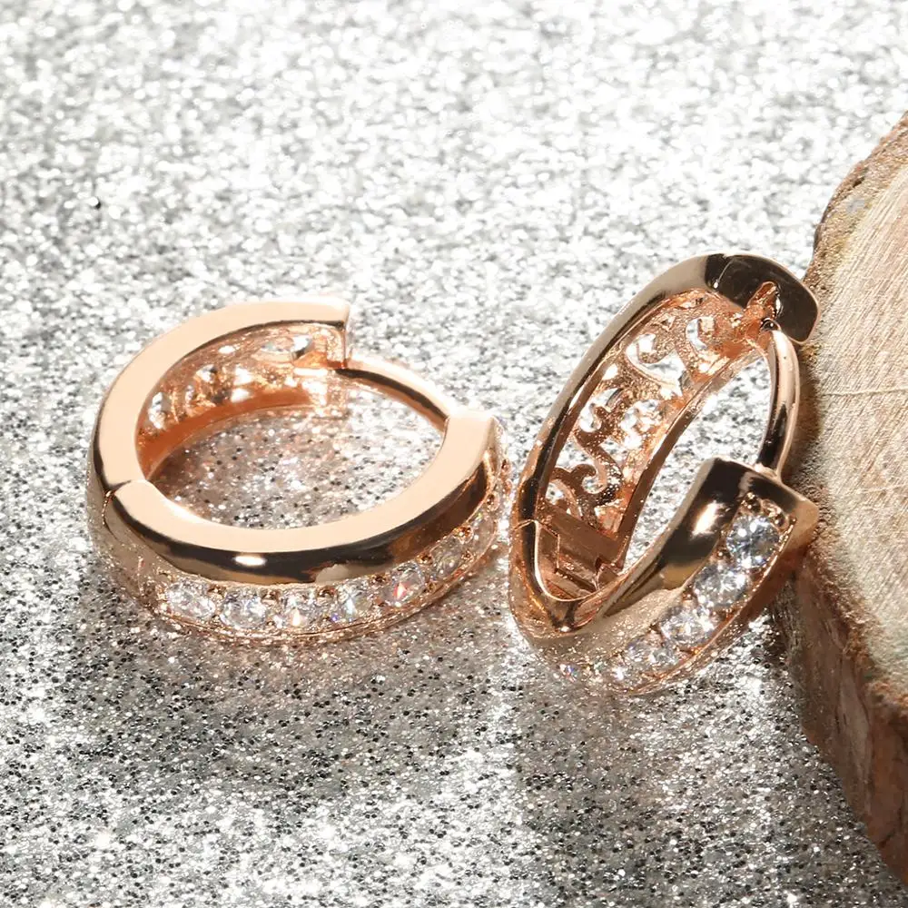 Модные брендовые серьги Huggie из розового золота для женщин кольца с кристаллами и