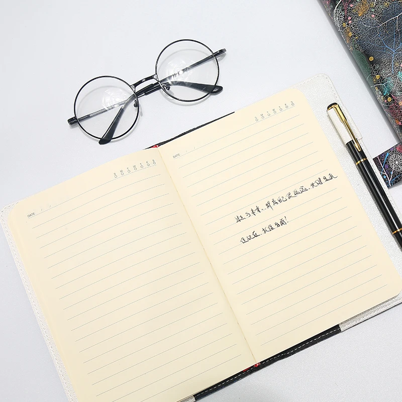 Блокнот B5 в Корейском стиле книжка с замком необычные школьные и офисные