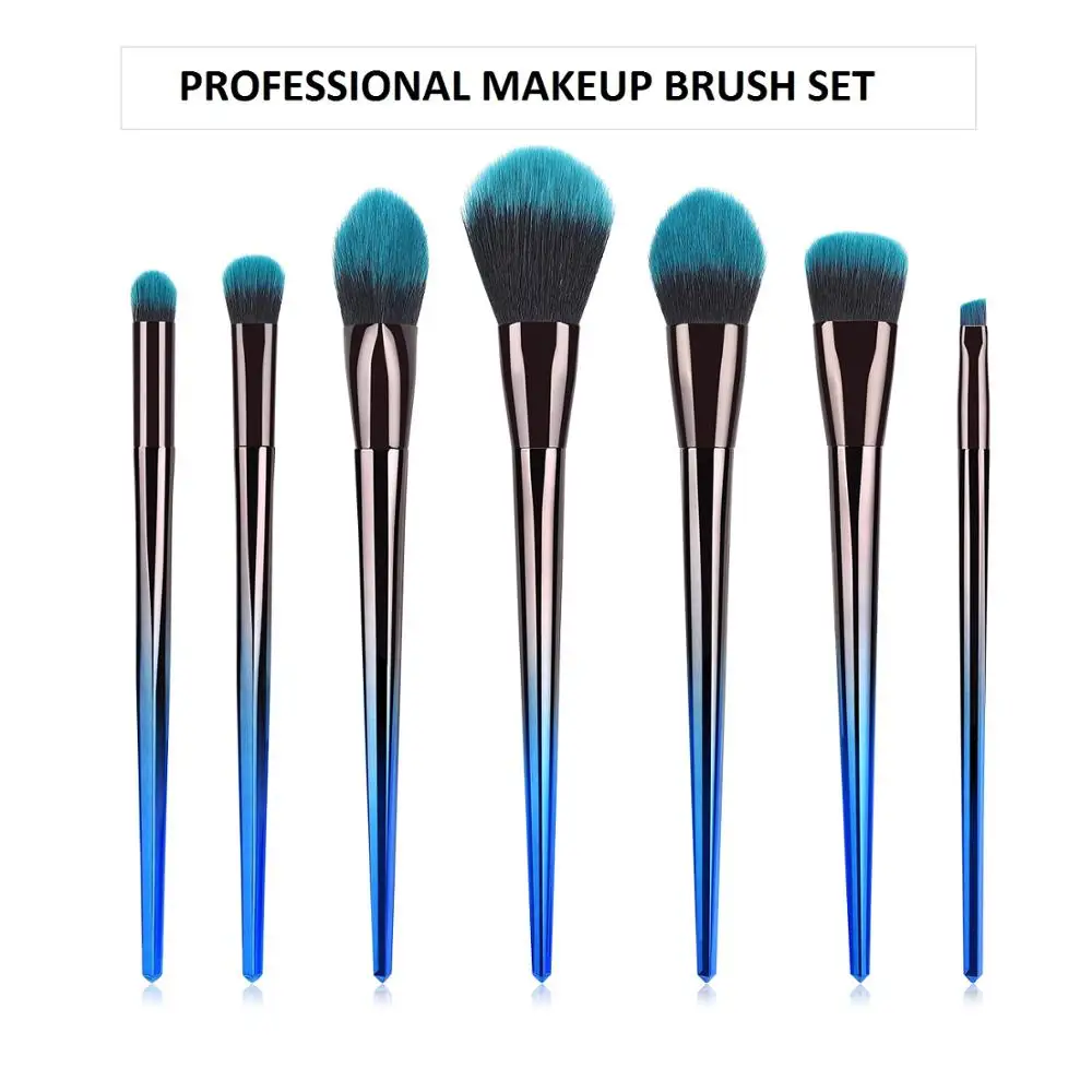 Набор кистей для макияжа Gradient из 7 штук для нанесения тонального крема, пудры, теней, растушевки бровей и контуринга с алмазным ромбом как украшением.