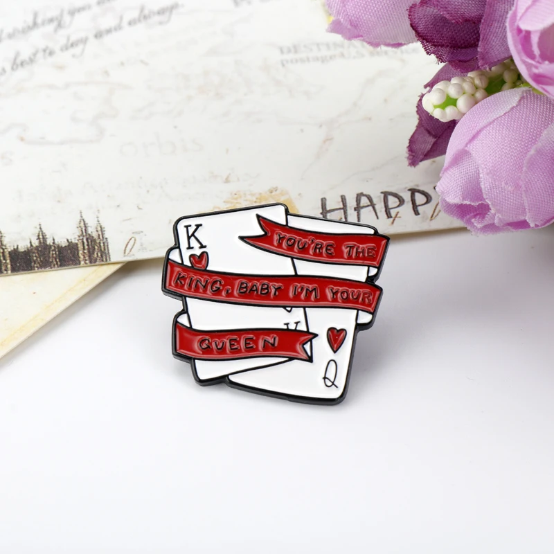 Creative Jewelry Poker Heart Q and K Shape Metal Brooch YOU ARE MY KING BABY AND I AM YOUR QUEEN Letter Enamel Badge Button Pins | Украшения