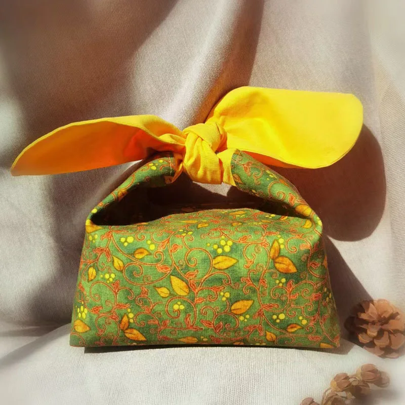 

Viaphil 100% Cotton Fabric Brand New Green Gold Leaf Printed Sewing Cloth Dress Clothing Textile Tissue