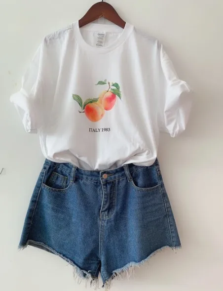 Женская футболка с короткими рукавами sunfiz YF летняя белая в ретро стиле рисунком