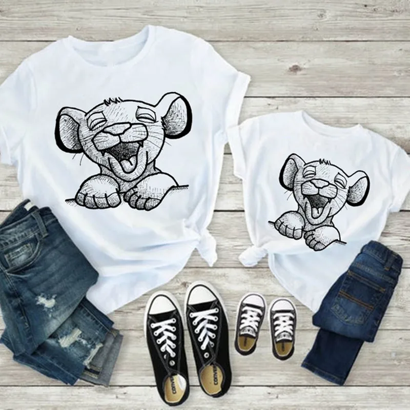 

Disney Lion King Fashion Family Look T-shirt Cartoon Simba Print Short Sleeve Casual Kids Parents T-shirt O Neck Pullover Top