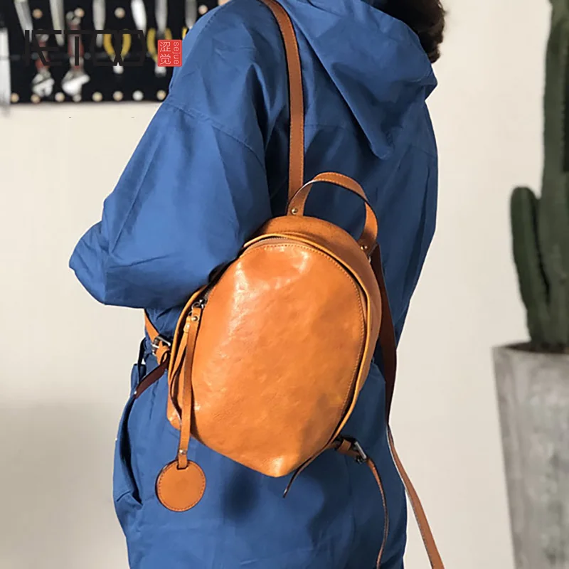 Стильный женский рюкзак AETOO маленький кожаный большой вместимости Дамский из