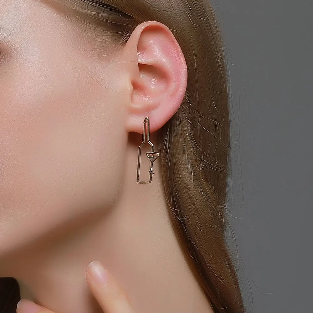

Simple Red Wine Bottle Earrings for Women Gold Colour Black Abstract Line Goblet Earrings Party Fun Fashion Jewelry 2020 New