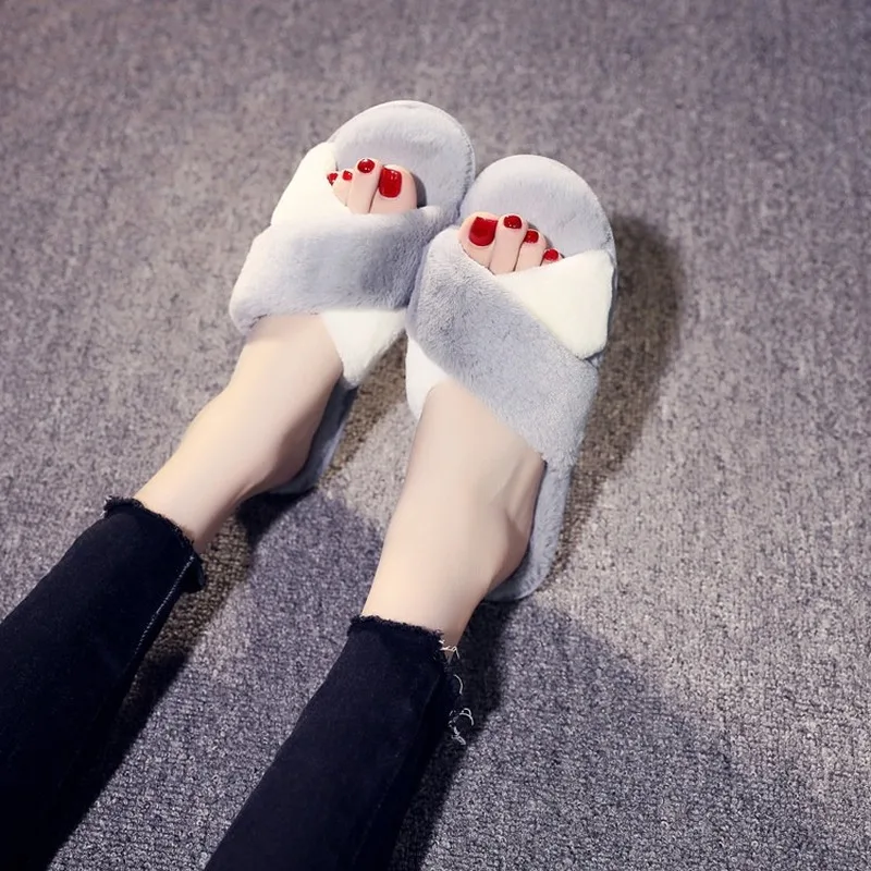 Warm Women Shoes Winter Plush Women Slippers Indoor Floor Bedroom Home Slippers Soft Furry Fashion Cute Ladies Flip Flops 2020