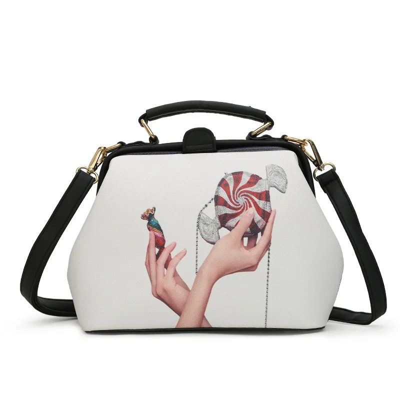 

Hot sale 2019 New Fashion PU Leather Spray figure HandBags Casual Waterproof Shoulder Messenger Bag Lady Travel Bag XZ-031.