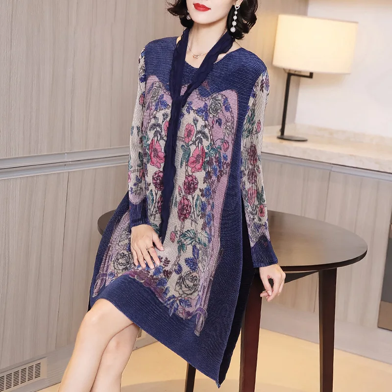 

Plus Size Dress For Women 45-75kg 2020 New Round Neck Long Sleeved Printed Loose A-Line Miyake Pleated Clothes Above The Knees