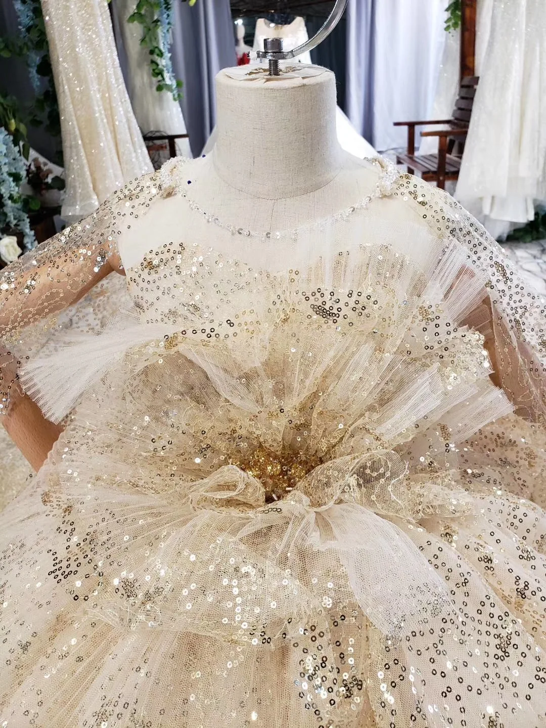 Новые платья для первого причастия девочек с цветочным узором и бантом Бальные