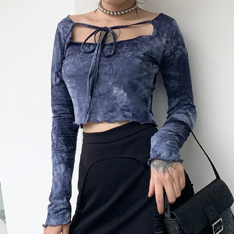 Женский пуловер с открытыми плечами длинными рукавами и принтом тай-дай