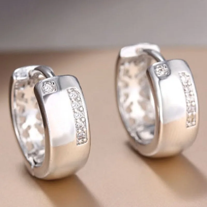 

Fashion Women silver color Hoop Earrings Cute Hollow Stud Earrings Wedding Engagement Fine Jewelry Accessory Party Gift
