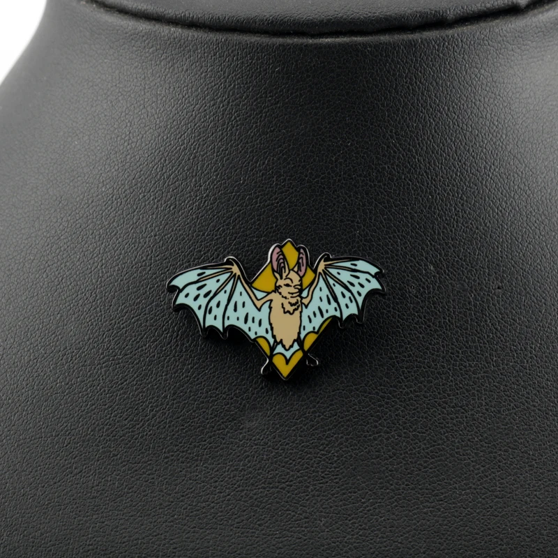 

New Trendy Halloween All Saints' Day Bat Animal Enamel Metal Badges Brooches Lapel Pins For Children Kids Jewelry Gift