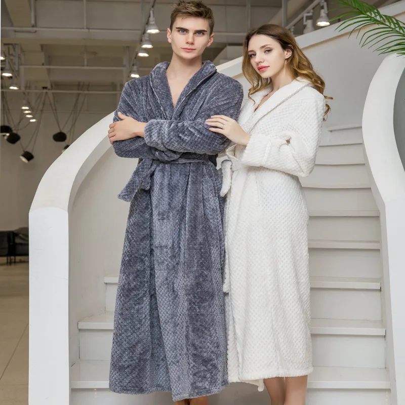

Autumn And Winter Bathrobes Women Thickened And Lengthened Nightgown Men's Flannel Pajamas To Keep Warm Beibei Velvet Bathrobes