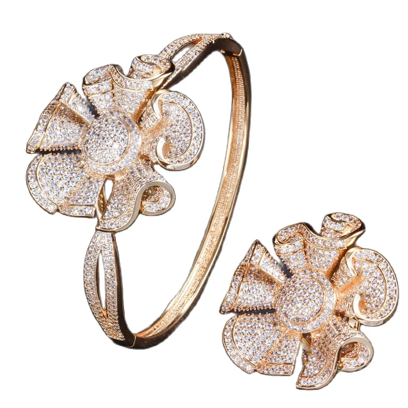 

Ring, Bracelet, Two-piece Set, Full Set of Zircon Flowers