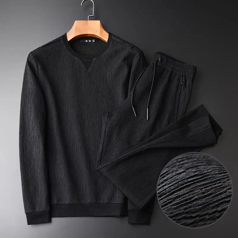 

Texture dark pleated leisure sports suit for young and middle-aged men