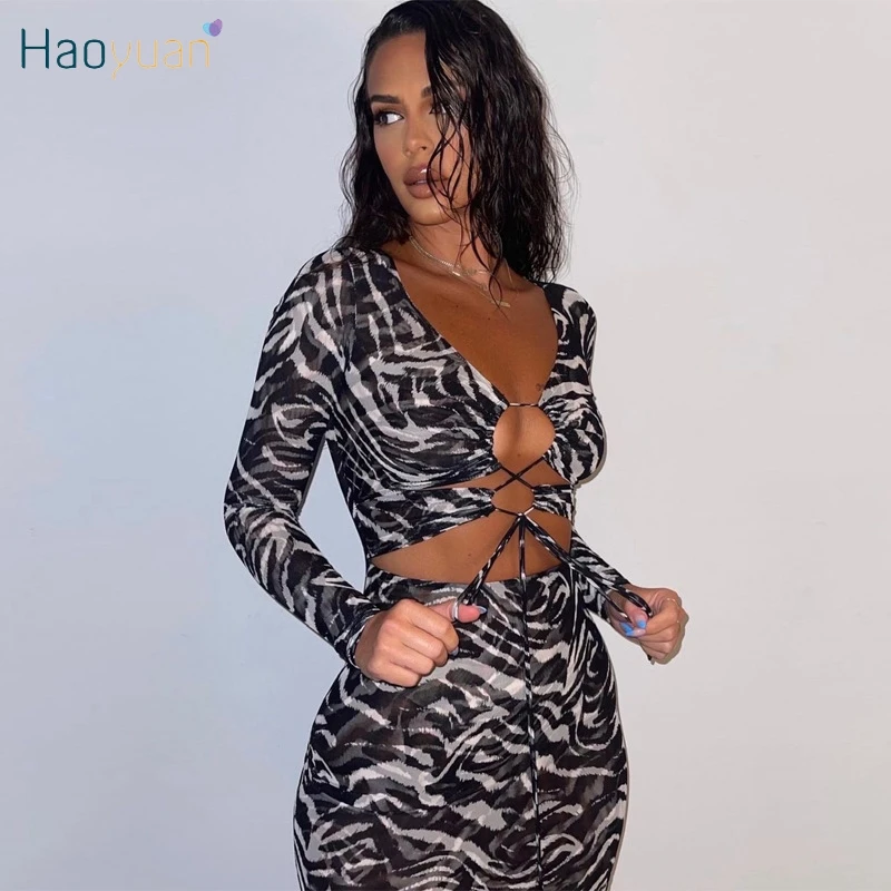 

Сексуальное облегающее мини-платье HAOYUAN с принтом, бандажная одежда с вырезами Y2k, наряды с высокой талией, модная женская одежда для ночного...