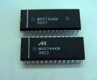 

1pcs New MX574AKN MX574AJN DIP-28 Digital-to-analog converter chip