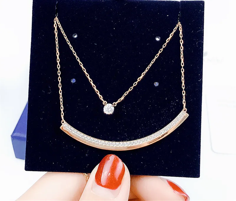 

Double-deck Smiling Face Simple Necklace Women Fashion Pendant Jewelry Vintage