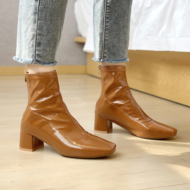 

Женские короткие ботинки на молнии, ботильоны с круглым носком, средней высоты 5 см, размер 40, белые, Осень-зима 2021