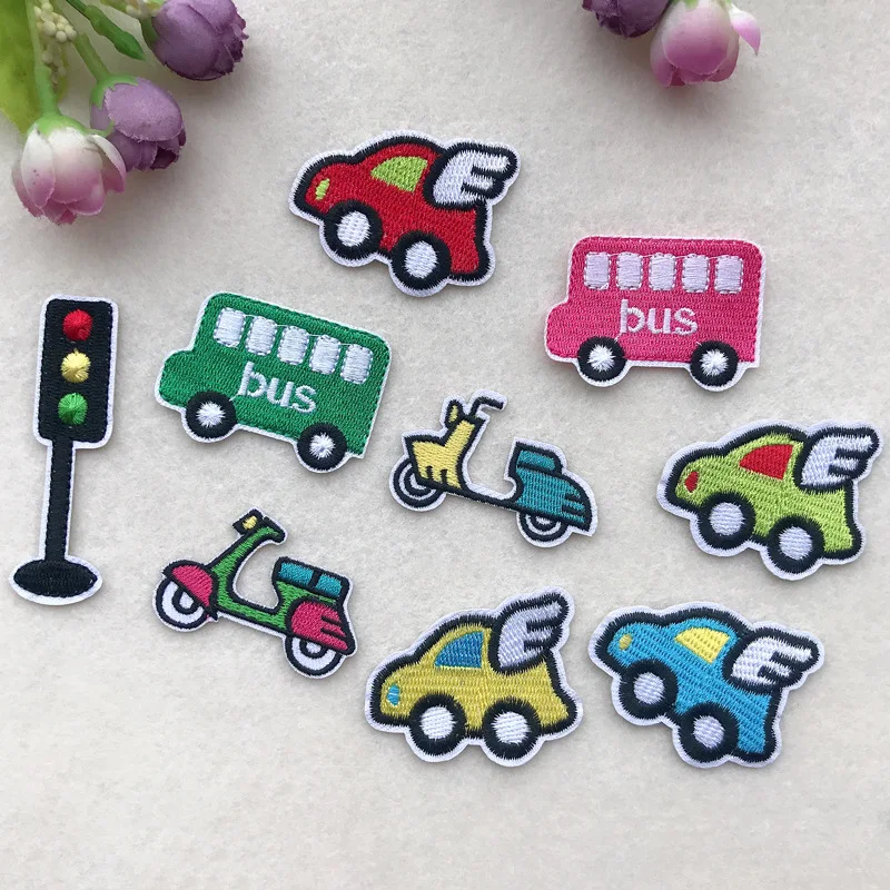 

100pcs/lot New Embroidery Patches Car Phone Case Biker Clothing Decoration Accessories Diy Iron Heat Transfer Applique