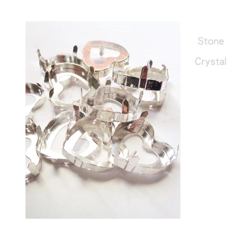 Ручная строчка держатель в форме сердца с кристаллами 4 отверстия нижний