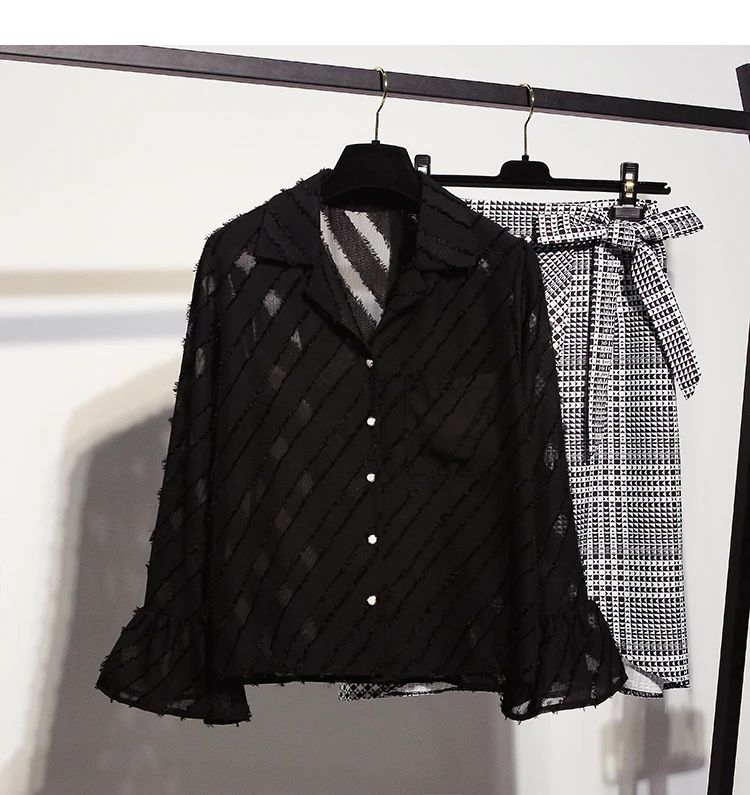 

Fall 2019 New Horn Sleeve Shirt Skirts Irregular Grid Two-Piece Outfit Women Top Blouse Vestido Fashion Outfit New Design